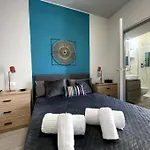Letizia Vista Mare-wi-fi-box Auto Incluso * סנרמו