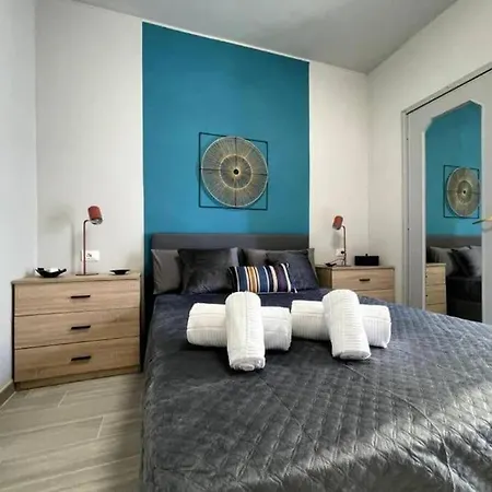 Apartment Letizia Vista Mare-wi-fi-box Auto Incluso