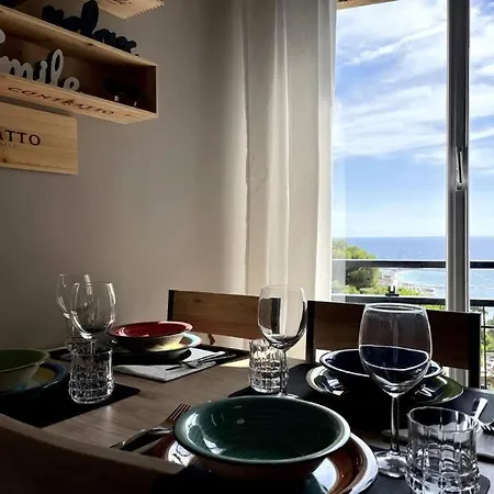 Apartment Letizia Vista Mare-wi-fi-box Auto Incluso